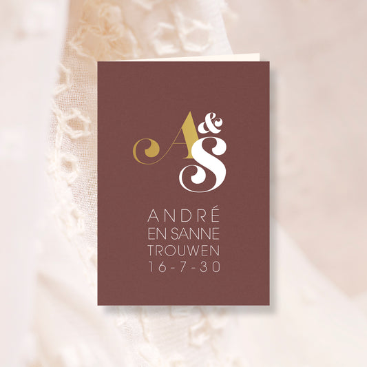 Hochzeitskarte Typografie Braun Gold (personalisiert)
