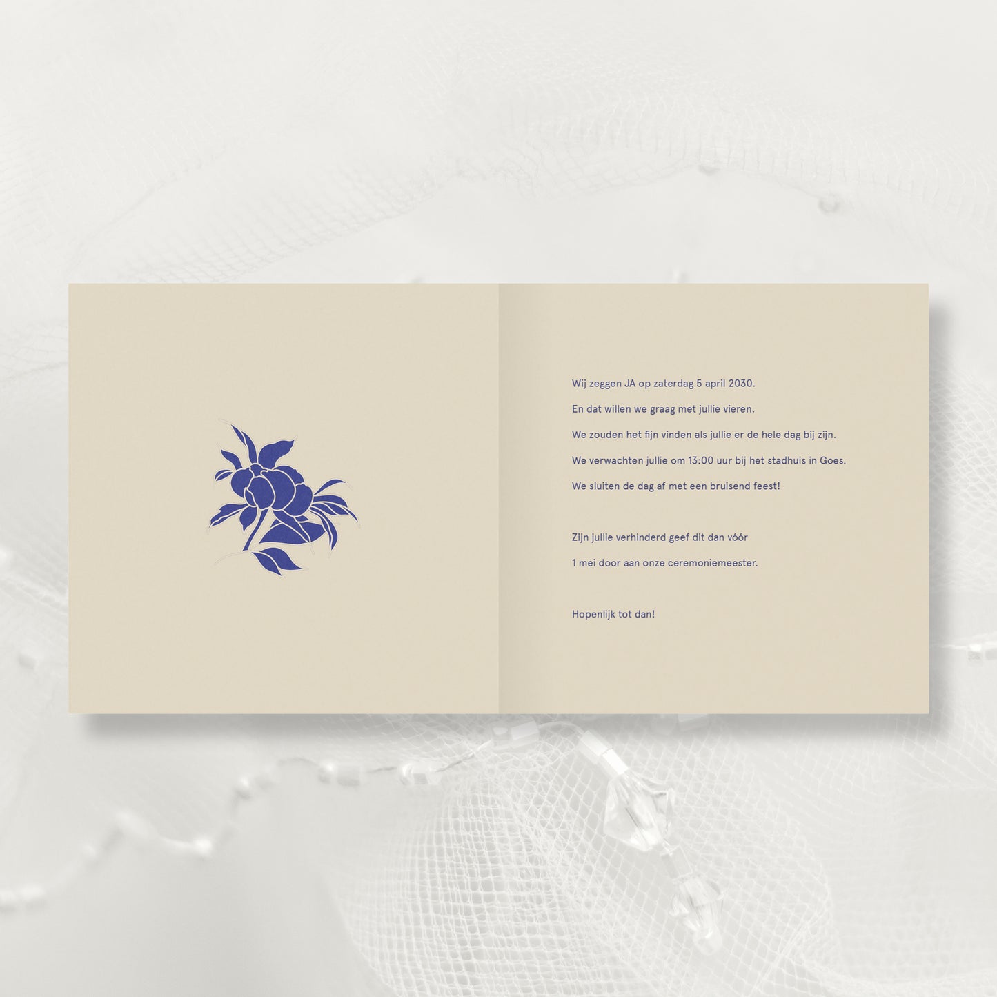 Trouwkaart Wildflower Blauw Vierkant